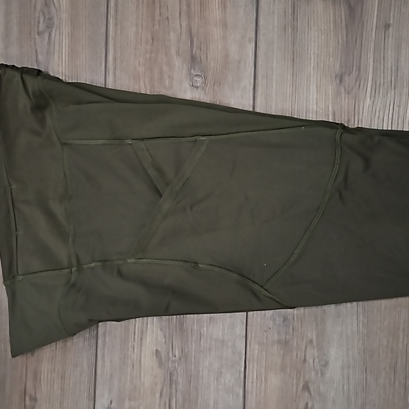 Lululemon crop - Picture 5 of 6